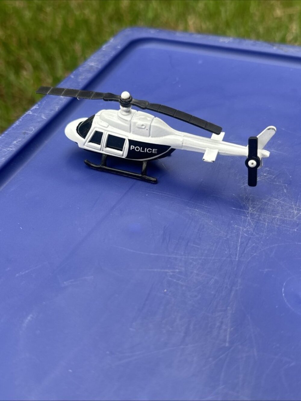 Maisto Police Helicopter Diecast Toy 1:64